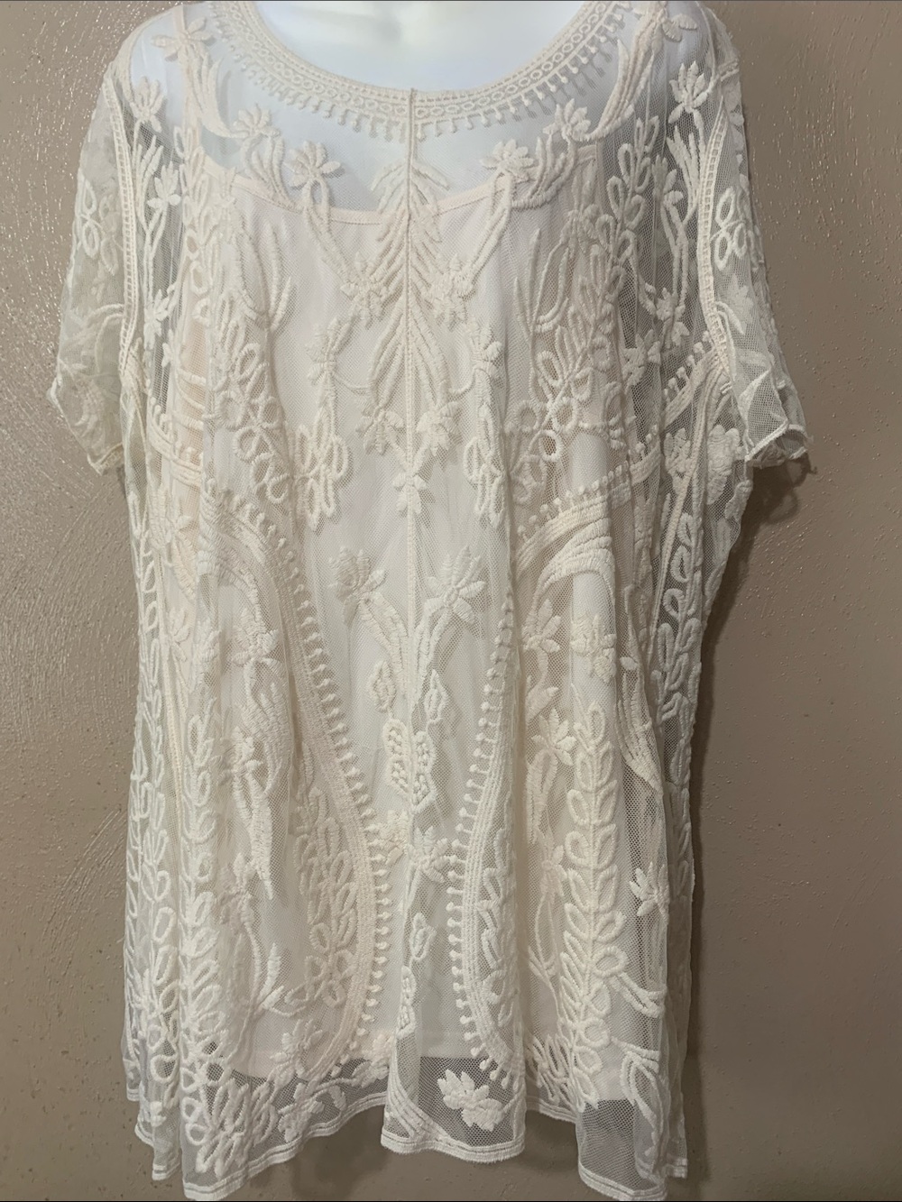 Ultra Pink 2X Cream Embroidered Sheer Tunic NWT